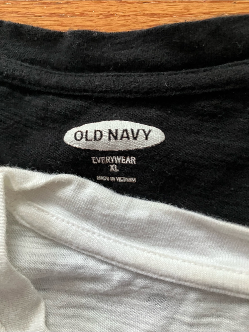 Bundle of 6 Women’s Old Navy Everywear Short Sleeve TShirts - XL - Picture 7 of 8